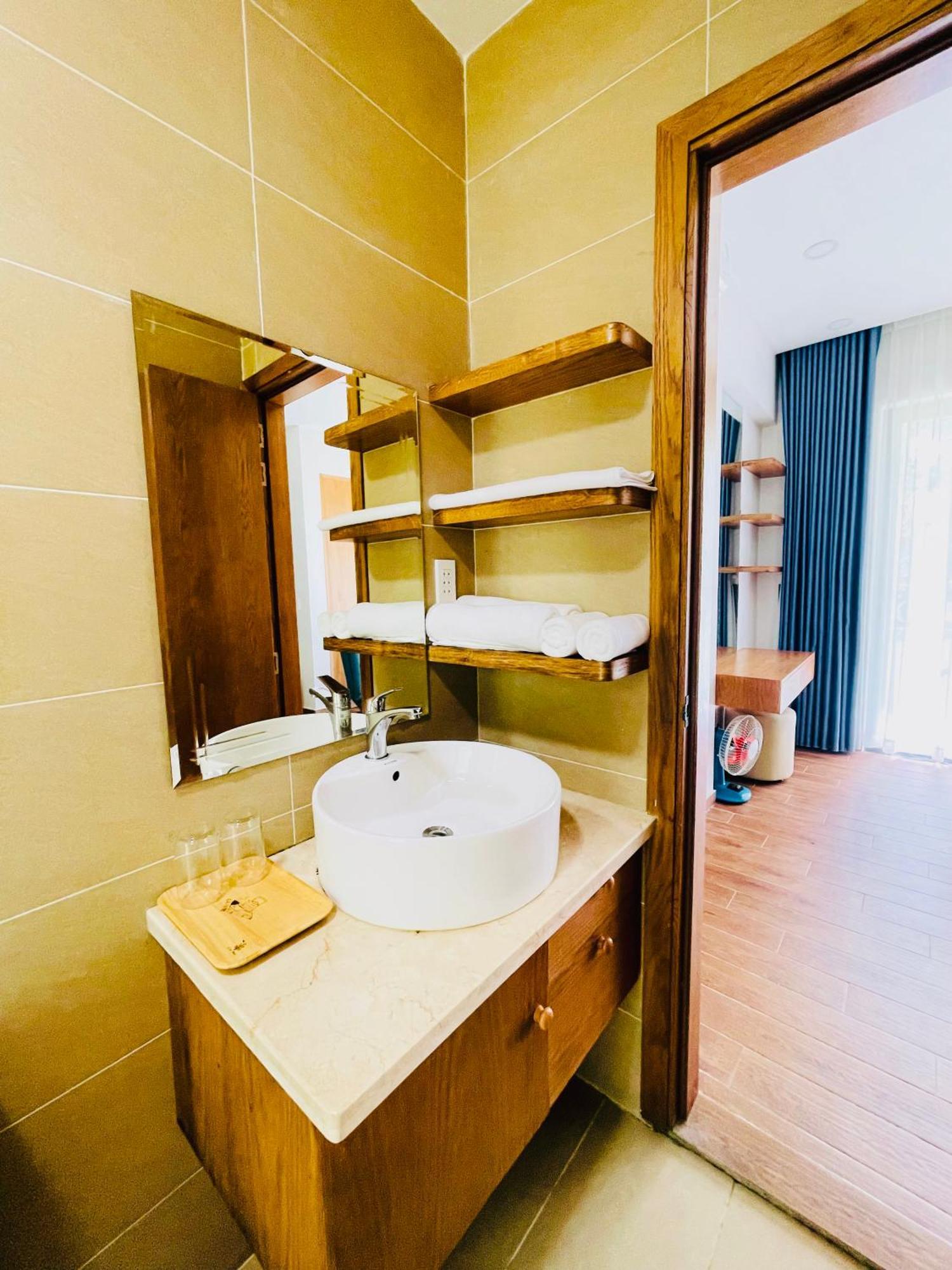 Sao Beach Resort Дуонг-Донг Экстерьер фото